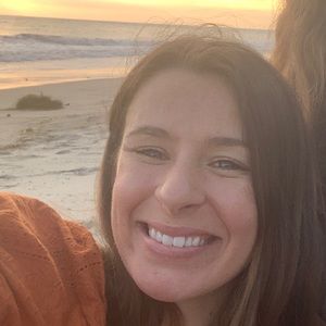 Meet your Posher, Gabriella